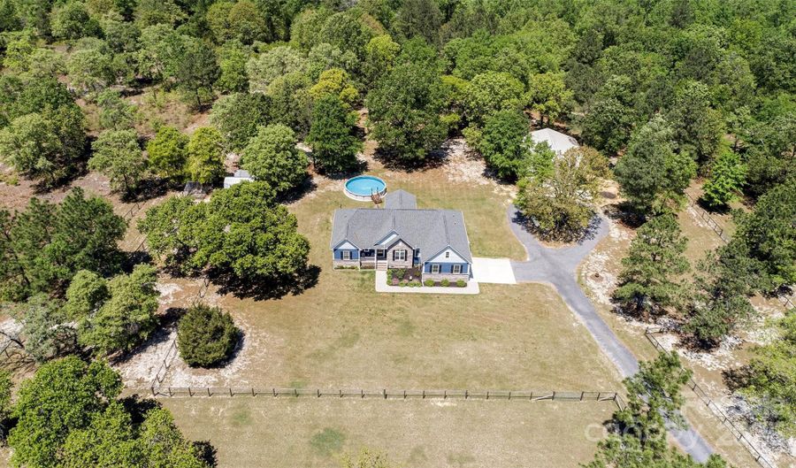 340 Hound Hollow Rd, Camden, SC 29020 - 3 Beds, 2 Bath