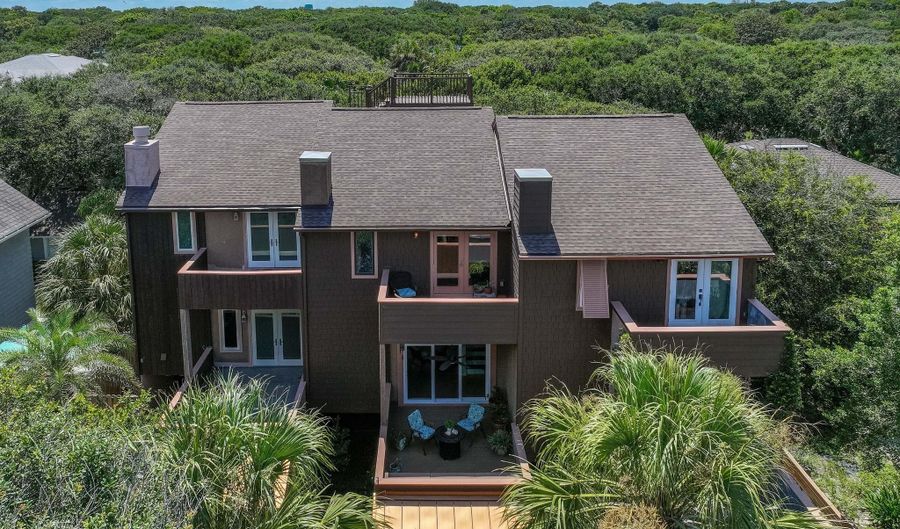 2058 BEACH Ave, Atlantic Beach, FL 32233 - 3 Beds, 3 Bath
