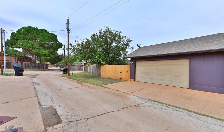 3117 Button Willow A, Abilene, TX 79606 - 3 Beds, 2 Bath