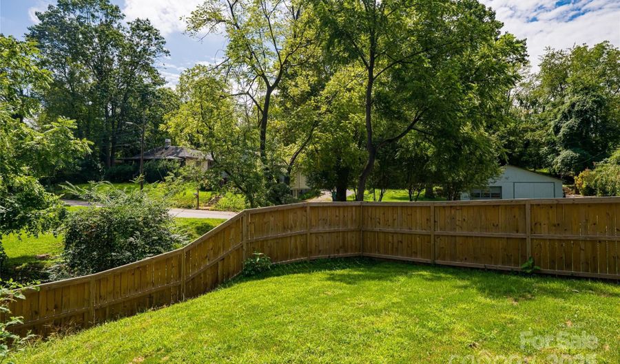 266 Waynesville Ave, Asheville, NC 28806 - 4 Beds, 3 Bath