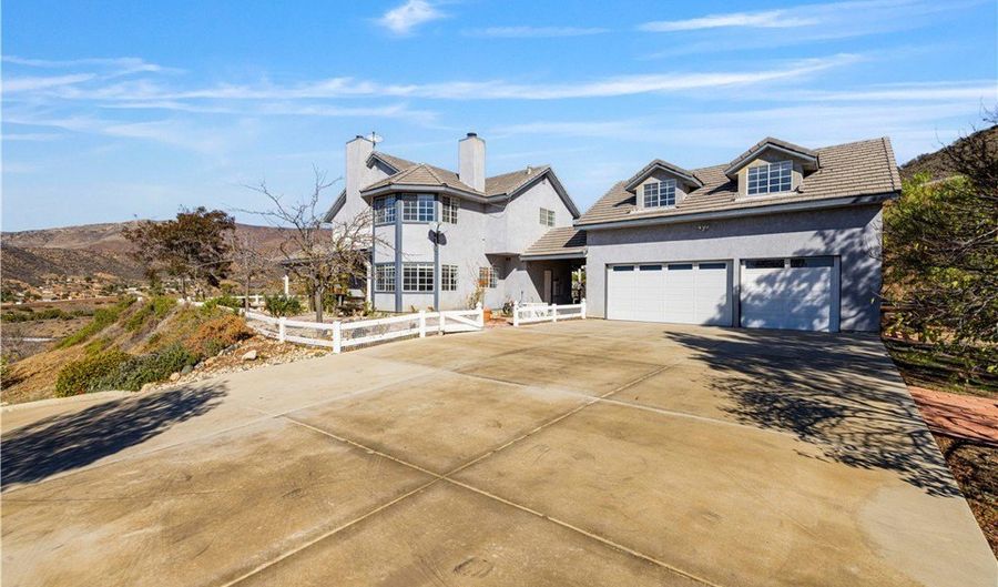 4131 Pelona Canyon Rd, Acton, CA 93510 - 4 Beds, 3 Bath