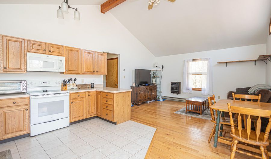 539 Old Stage Rd, Albrightsville, PA 18210 - 3 Beds, 2 Bath