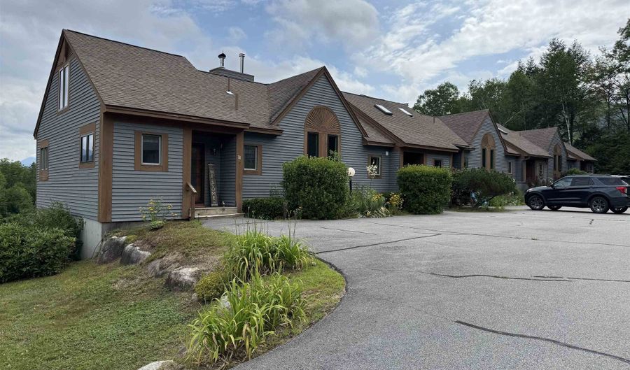 11 Village Rd 11, Campton, NH 03223 - 2 Beds, 2 Bath