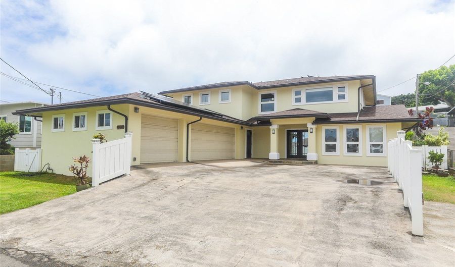 45-532 Kapalai Rd, Kaneohe, HI 96744 - 6 Beds, 5 Bath