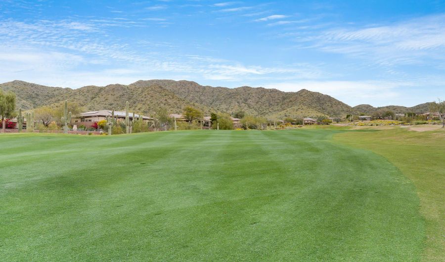 2547 W PRINCEVILLE Dr, Anthem, AZ 85086 - 5 Beds, 5 Bath
