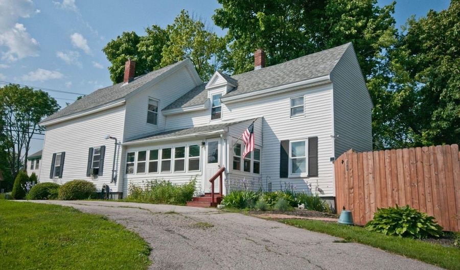198 3rd St, Bangor, ME 04401 - 4 Beds, 2 Bath