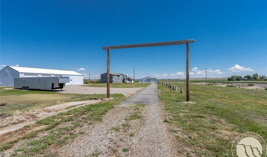 2085 S 13th Rd, Ballantine, MT 59006 - 5 Beds, 3 Bath