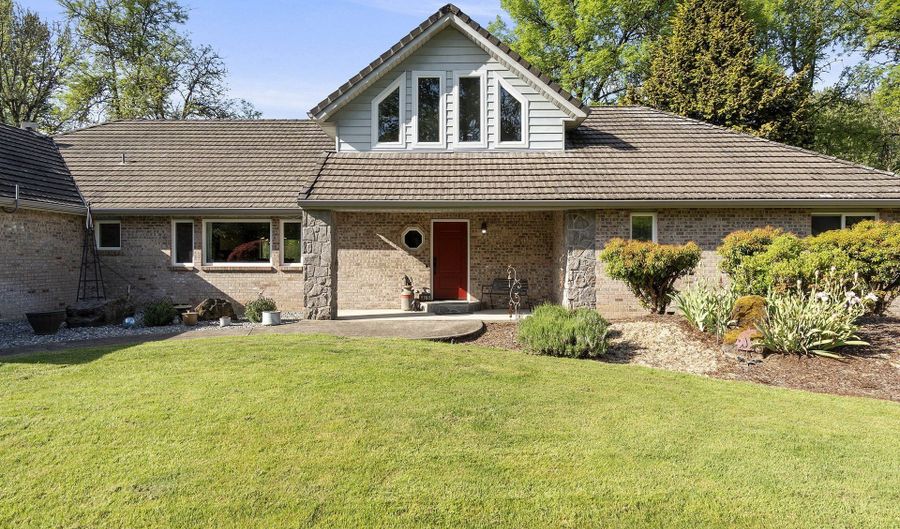 9300 NE 255TH Cir, Battle Ground, WA 98604 - 4 Beds, 3 Bath