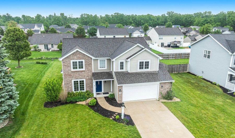 5399 Kodiak Trl, Auburn, IN 46706 - 4 Beds, 3 Bath
