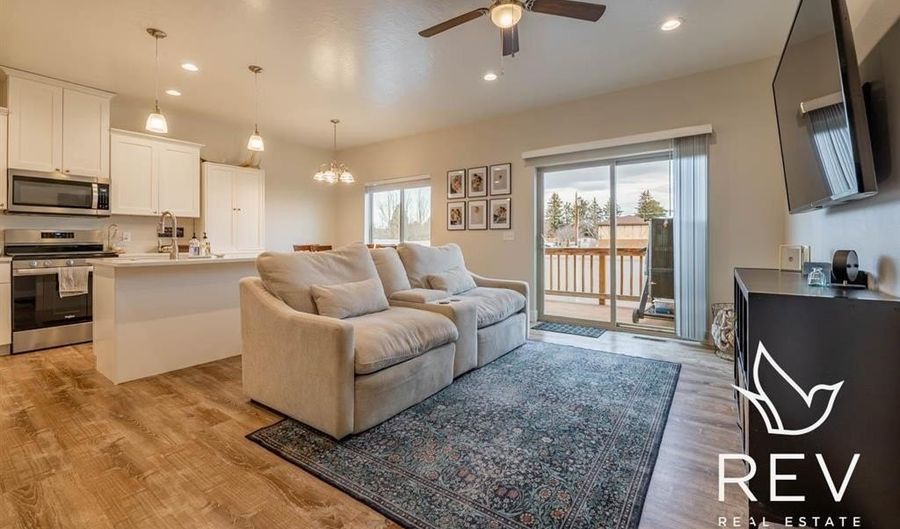 2867 Legacy Ln, Cody, WY 82414 - 3 Beds, 2 Bath