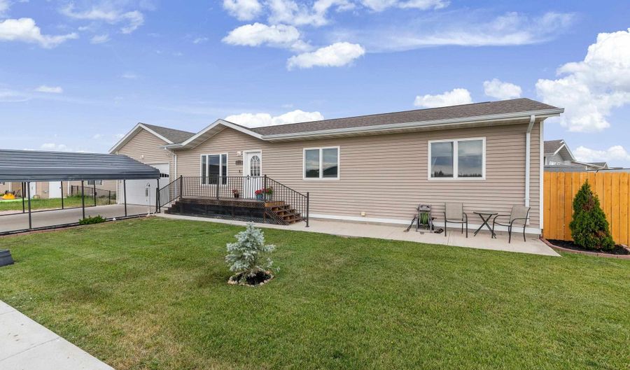 474 Stealth Ln, Box Elder, SD 57719 - 3 Beds, 2 Bath