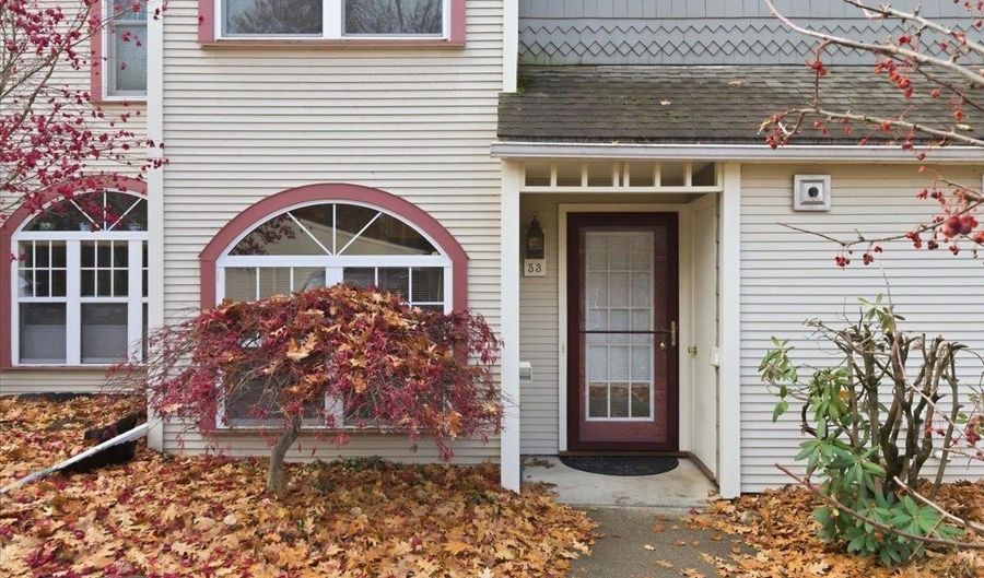 53 Northshore Dr, Burlington, VT 05408 - 2 Beds, 3 Bath