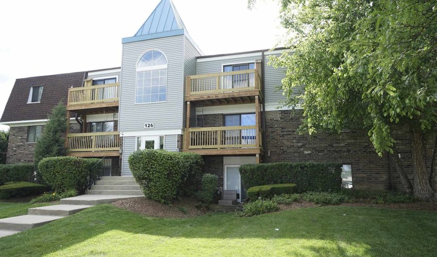 126 S La Londe Ave, Addison, IL 60101 - 1 Beds, 1 Bath