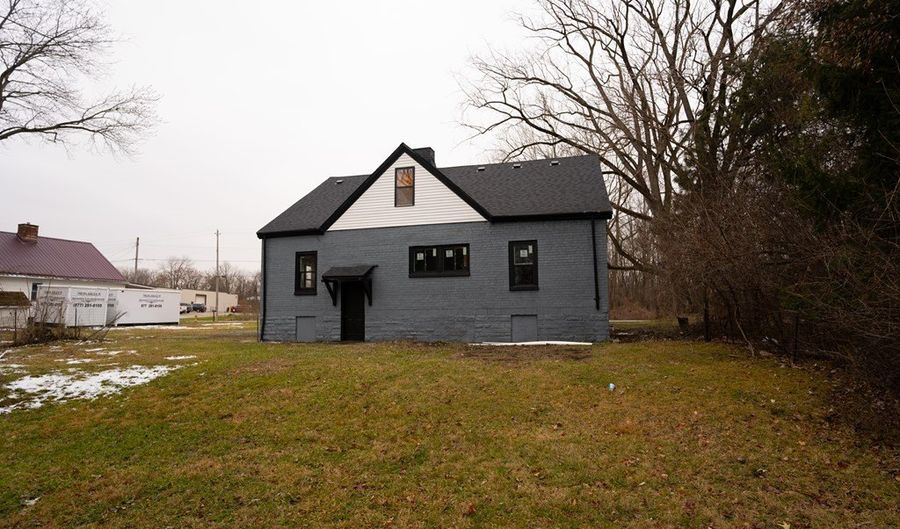 945 Virginia Ave, Ashland, OH 44805 - 4 Beds, 2 Bath