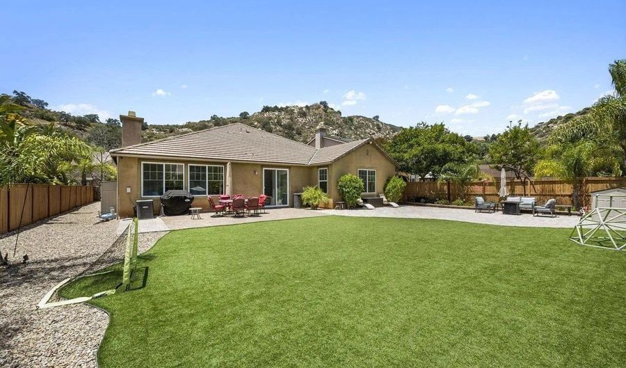 2928 Burnet Dr, Escondido, CA 92027 - 4 Beds, 4 Bath
