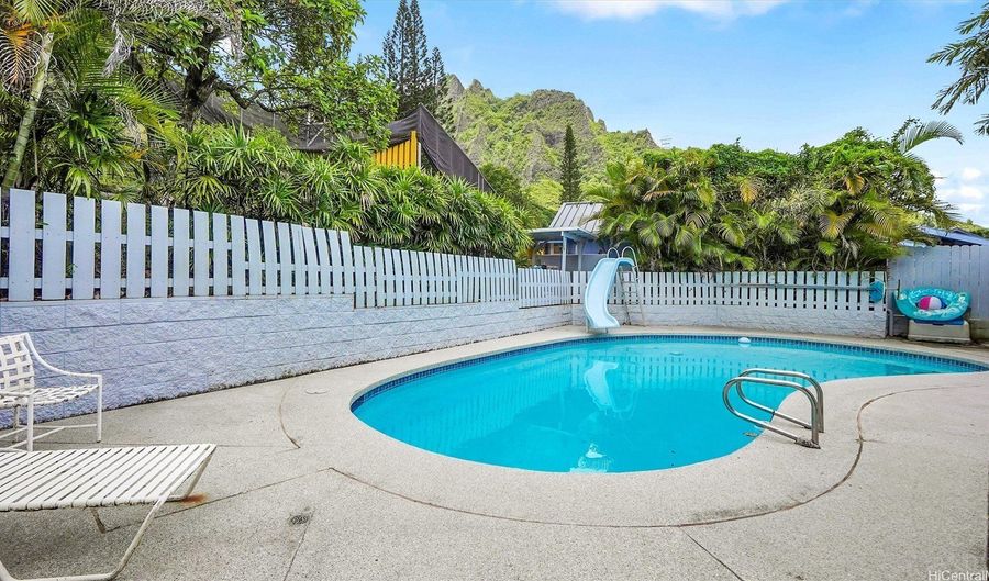 46-046 Puulau Pl, Kaneohe, HI 96744 - 5 Beds, 2 Bath