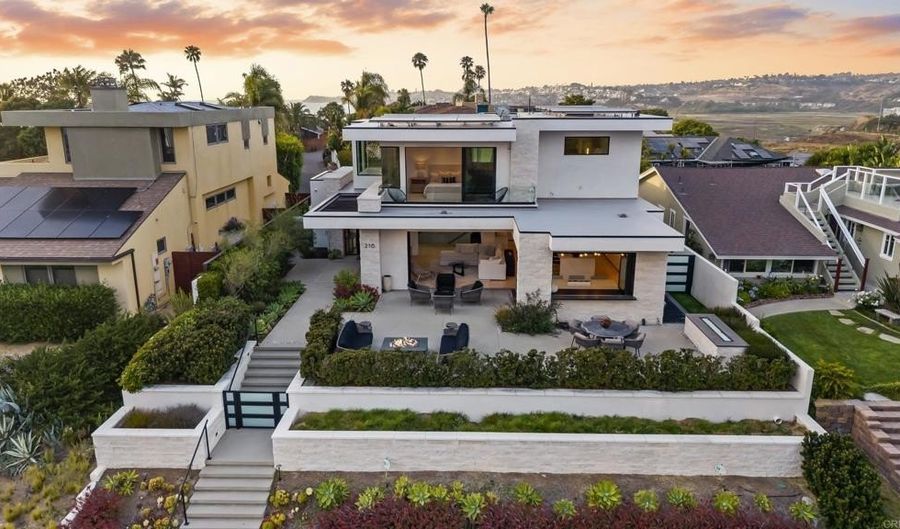 216 Ocean St, Solana Beach, CA 92075 - 5 Beds, 4 Bath