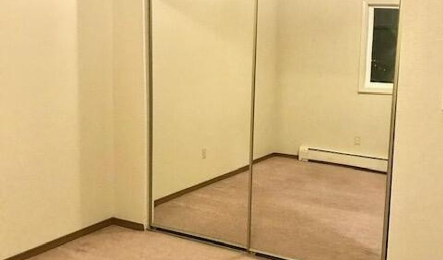 6121 E 41st Ct #3, Anchorage, AK 99504 - 3 Beds, 1 Bath