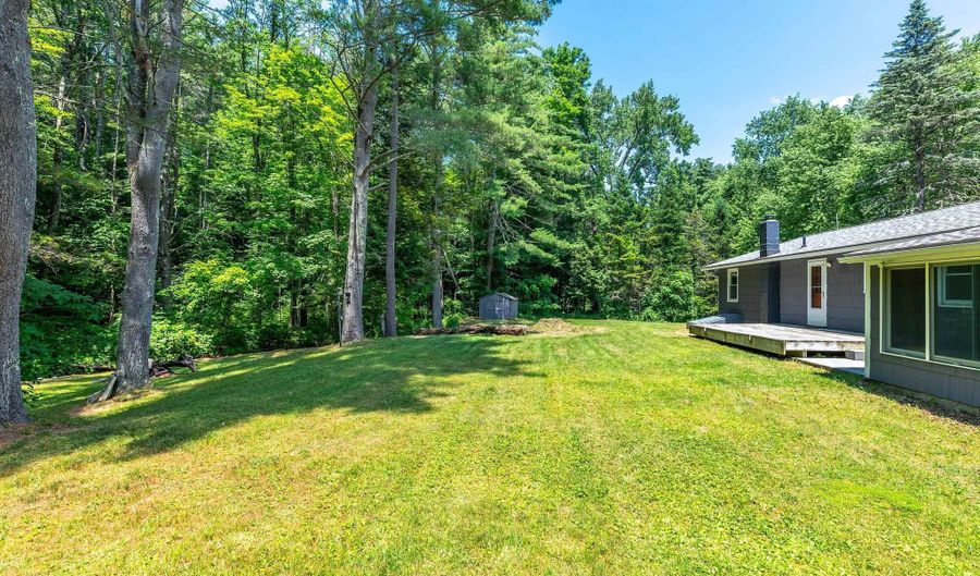 107 Colbrook Dr, Arlington, VT 05250 - 3 Beds, 1 Bath
