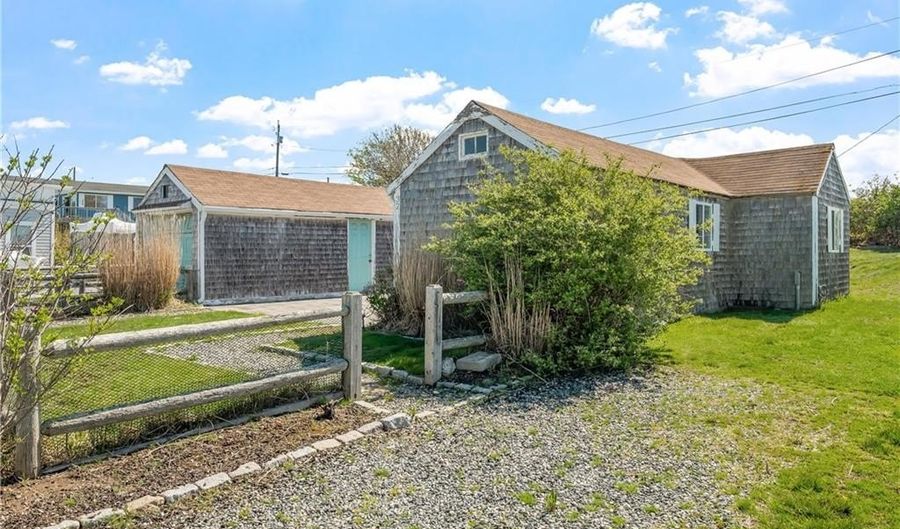 1 Offshore Rd 32, Narragansett, RI 02882 - 2 Beds, 1 Bath