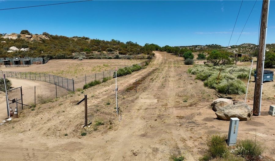 1040 Rolling Hills Dr, Aguanga, CA 92536 - 0 Beds, 0 Bath