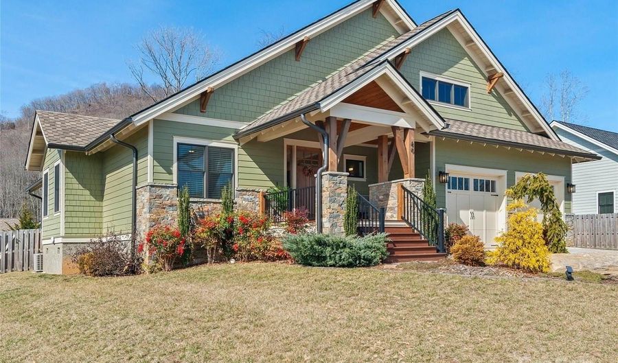 46 Starwood Valley Trl, Arden, NC 28704 - 3 Beds, 3 Bath