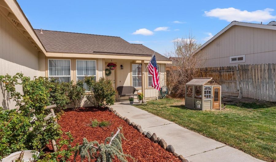 1564 Reese River Rd, Fernley, NV 89408 - 4 Beds, 2 Bath