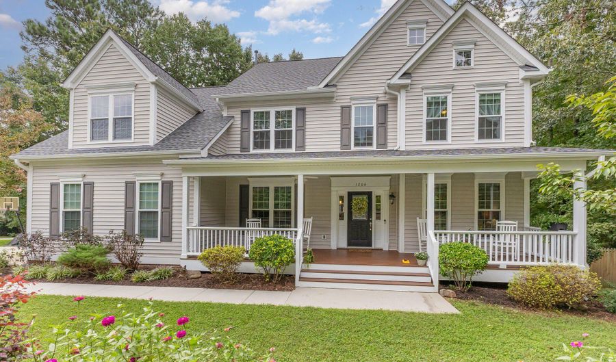 1206 Fairfax Woods Dr, Apex, NC 27502 - 5 Beds, 3 Bath