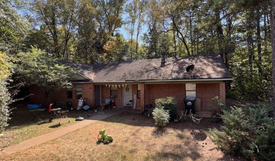 175 W Paces Dr, Athens, GA 30605 - 2 Beds, 2 Bath