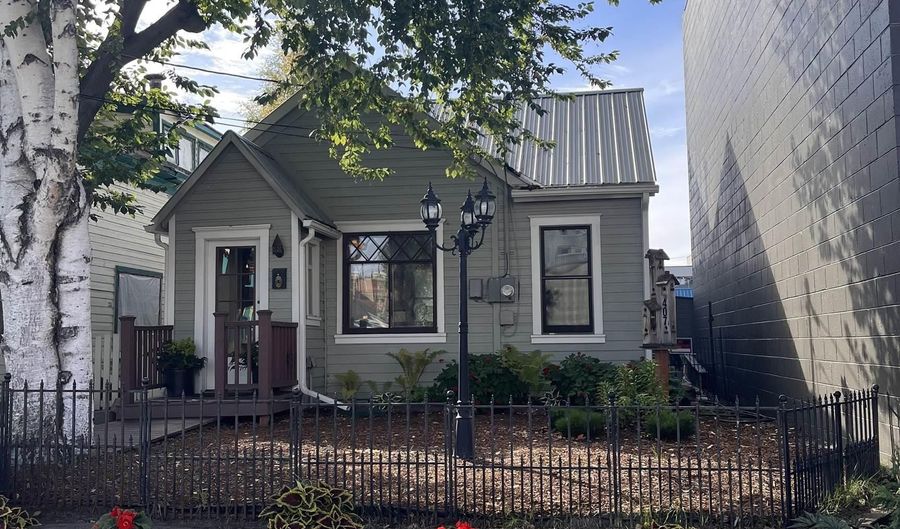 407 5TH Ave, Fairbanks, AK 99701 - 1 Beds, 1 Bath
