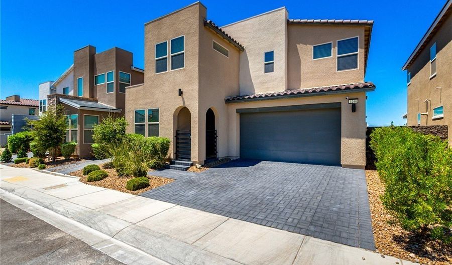 3244 Timorasso Ave, Henderson, NV 89044 - 4 Beds, 3 Bath
