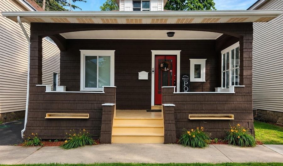 31 Tremont St, Albany, NY 12205 - 3 Beds, 1 Bath
