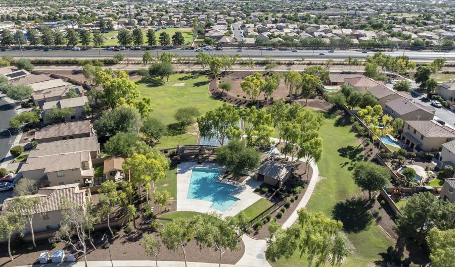 806 S 118TH Ln, Avondale, AZ 85323 - 5 Beds, 3 Bath