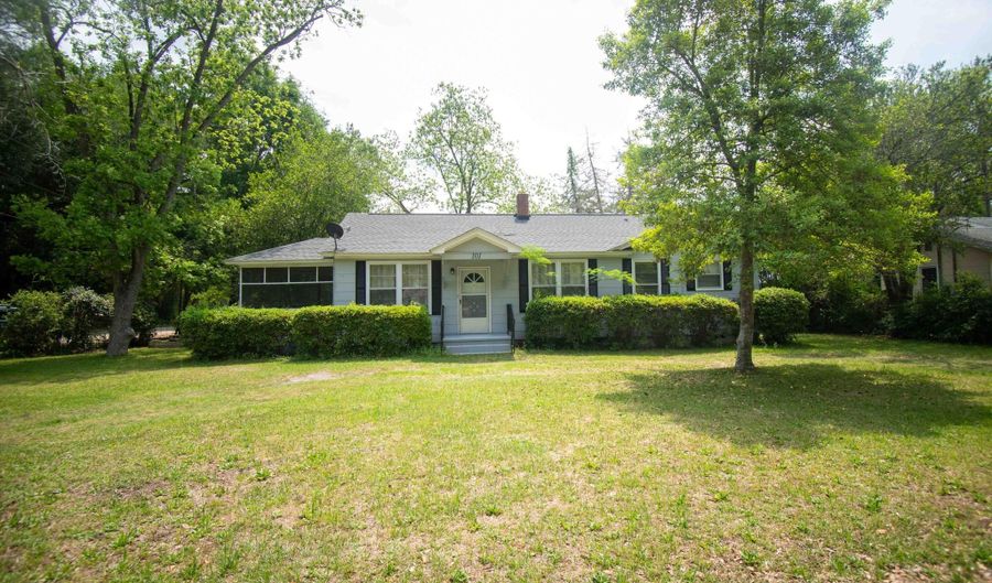101 Brabham St, Brunson, SC 29911 - 3 Beds, 1 Bath