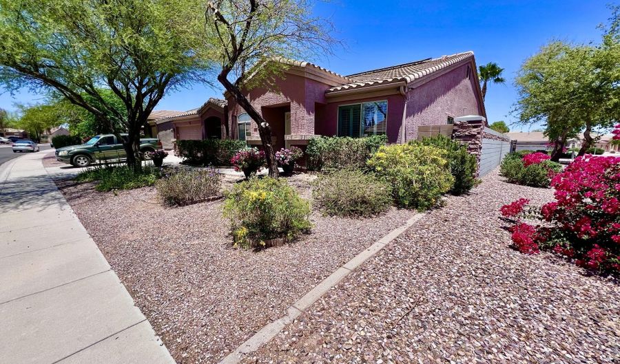 3542 N ARTHUR Ln, Casa Grande, AZ 85122 - 4 Beds, 2 Bath
