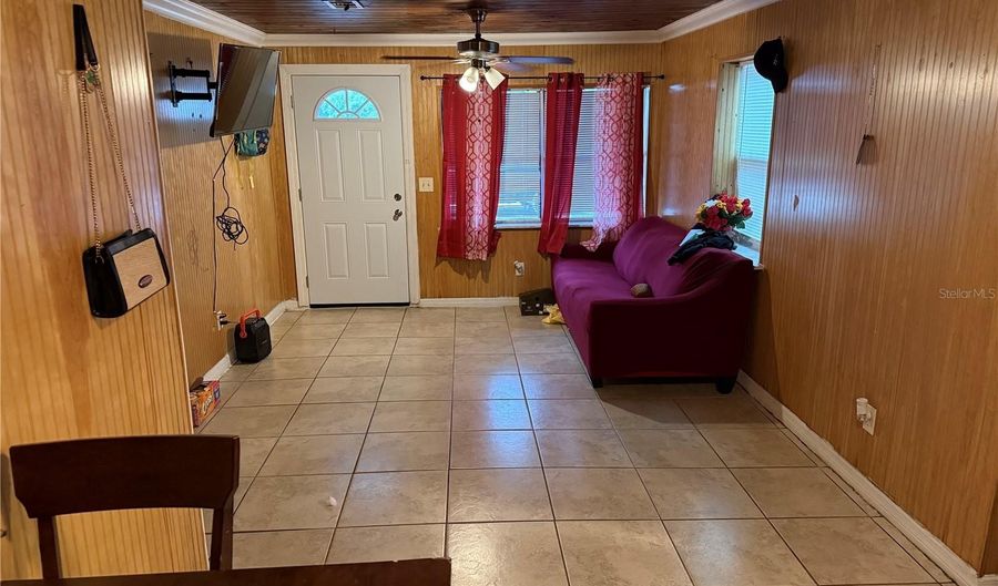 101 S ROGERS Ave, Arcadia, FL 34266 - 2 Beds, 1 Bath