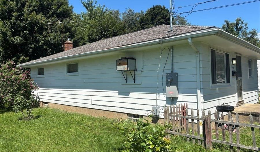 1569 Merrill Ave, Akron, OH 44306 - 3 Beds, 1 Bath