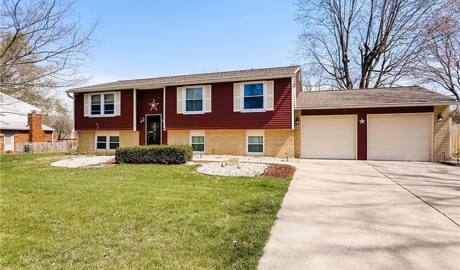 8625 Royal Meadow Dr, Indianapolis, IN 46217 - 5 Beds, 0 Bath