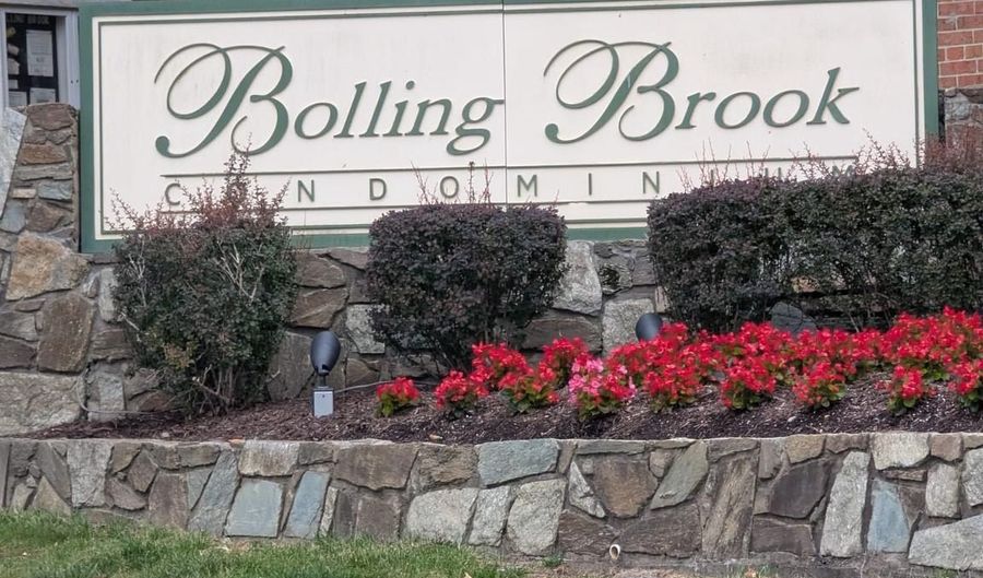 3210 S 28TH St 304, Alexandria, VA 22302 - 1 Beds, 1 Bath