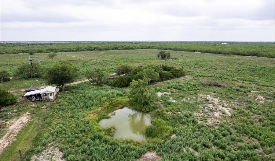 325 County Road 129, Alice, TX 78332 - 0 Beds, 0 Bath