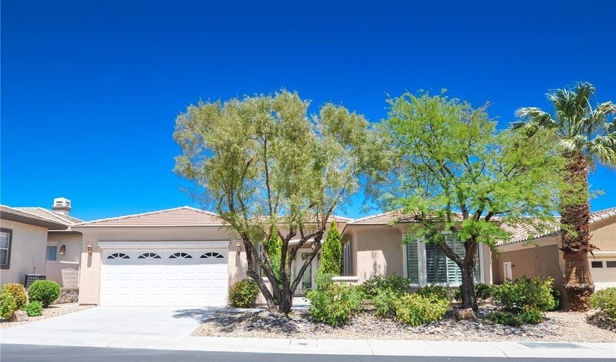 10448 PREMIA Pl, Las Vegas, NV 89135 - 2 Beds, 3 Bath