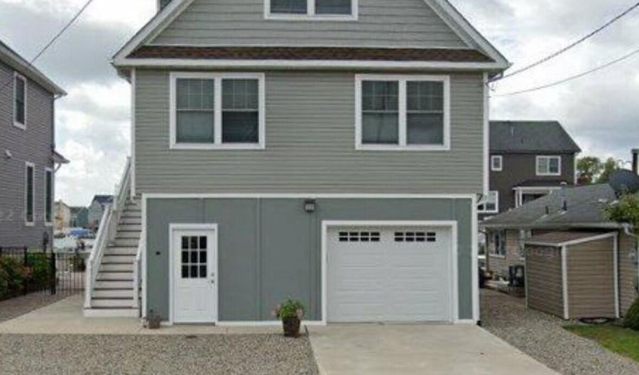 250 Butler Blvd, Bayville, NJ 08721 - 2 Beds, 1 Bath