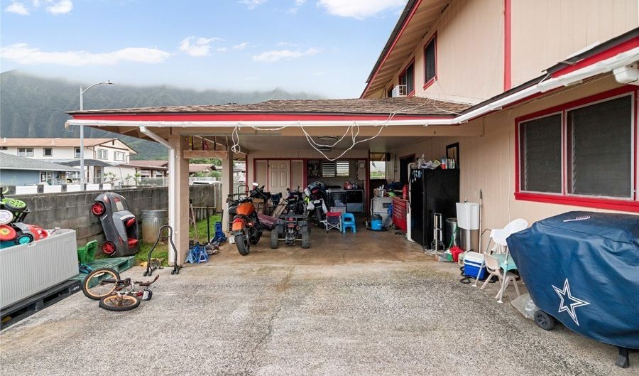 47-461 Aiai Pl, Kaneohe, HI 96744 - 5 Beds, 2 Bath