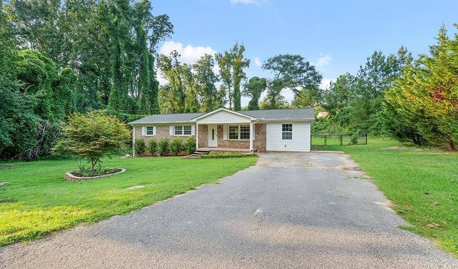 112 Briarcliff, Abbeville, SC 29620 - 3 Beds, 2 Bath