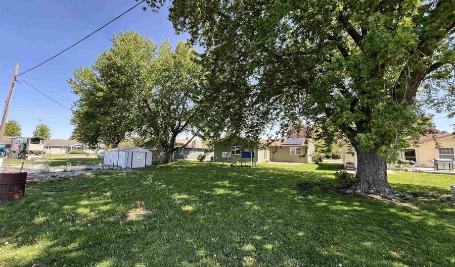 1311 Bluff St, Alden, IA 50006 - 3 Beds, 2 Bath