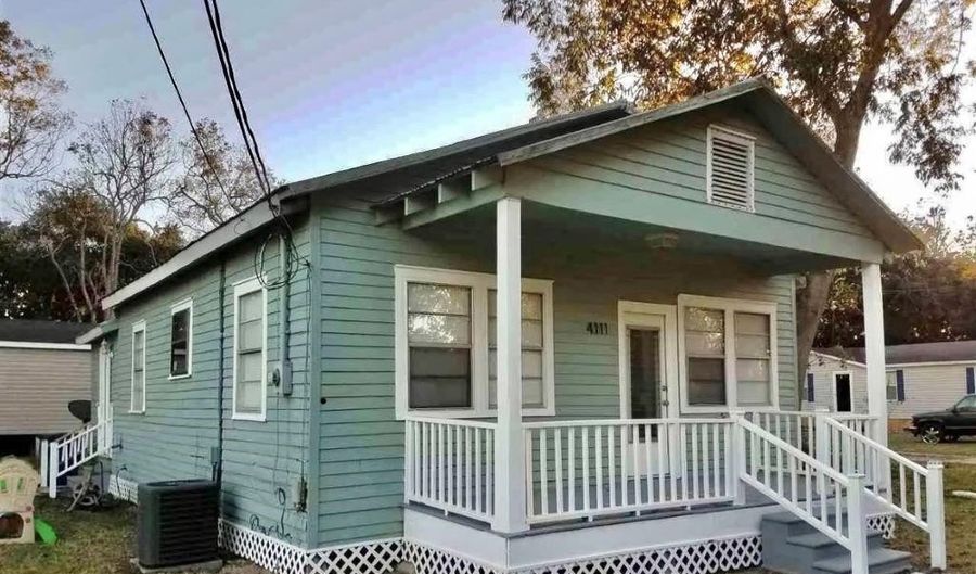 4111 Main, Addis, LA 70710 - 2 Beds, 1 Bath