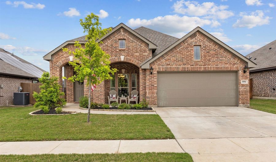 1084 Imperial Eagle Rd, Alvarado, TX 76009 - 3 Beds, 2 Bath