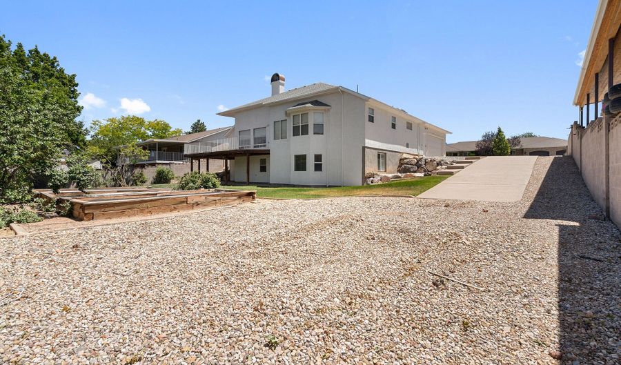 714 S Saint James Pl, Cedar City, UT 84720 - 4 Beds, 3 Bath