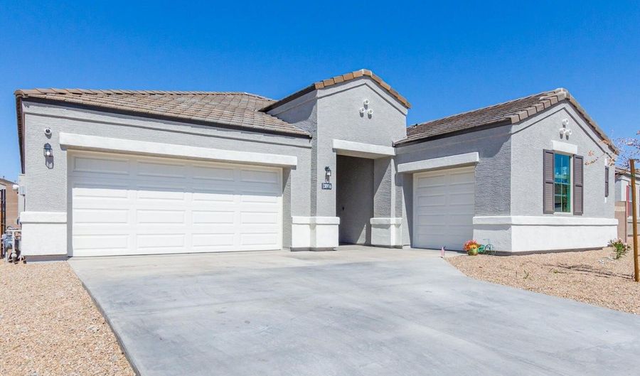 30916 W VERDE Ln, Buckeye, AZ 85396 - 5 Beds, 3 Bath