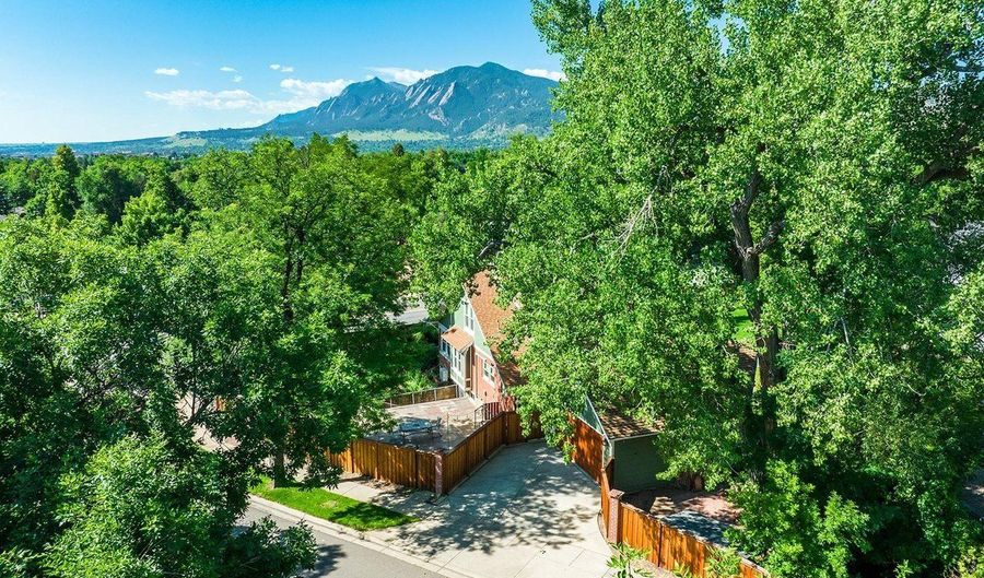 1717 Iris Ave, Boulder, CO 80304 - 4 Beds, 3 Bath